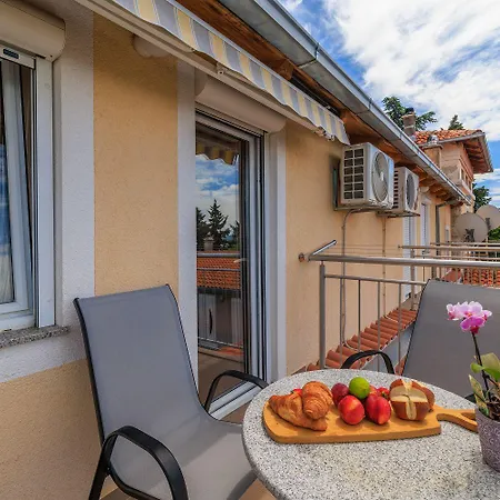 Helles Nur 510 Meter Zum Sandstrand Mit Meerblick Und Waschmaschine Apartman *