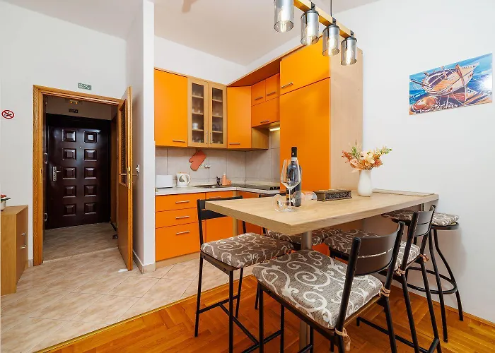 Helles Nur 510 Meter Zum Sandstrand Mit Meerblick Und Waschmaschine Apartman Crikvenica